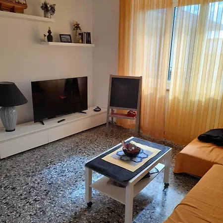 Апартаменты Il Girasole Di Spezia